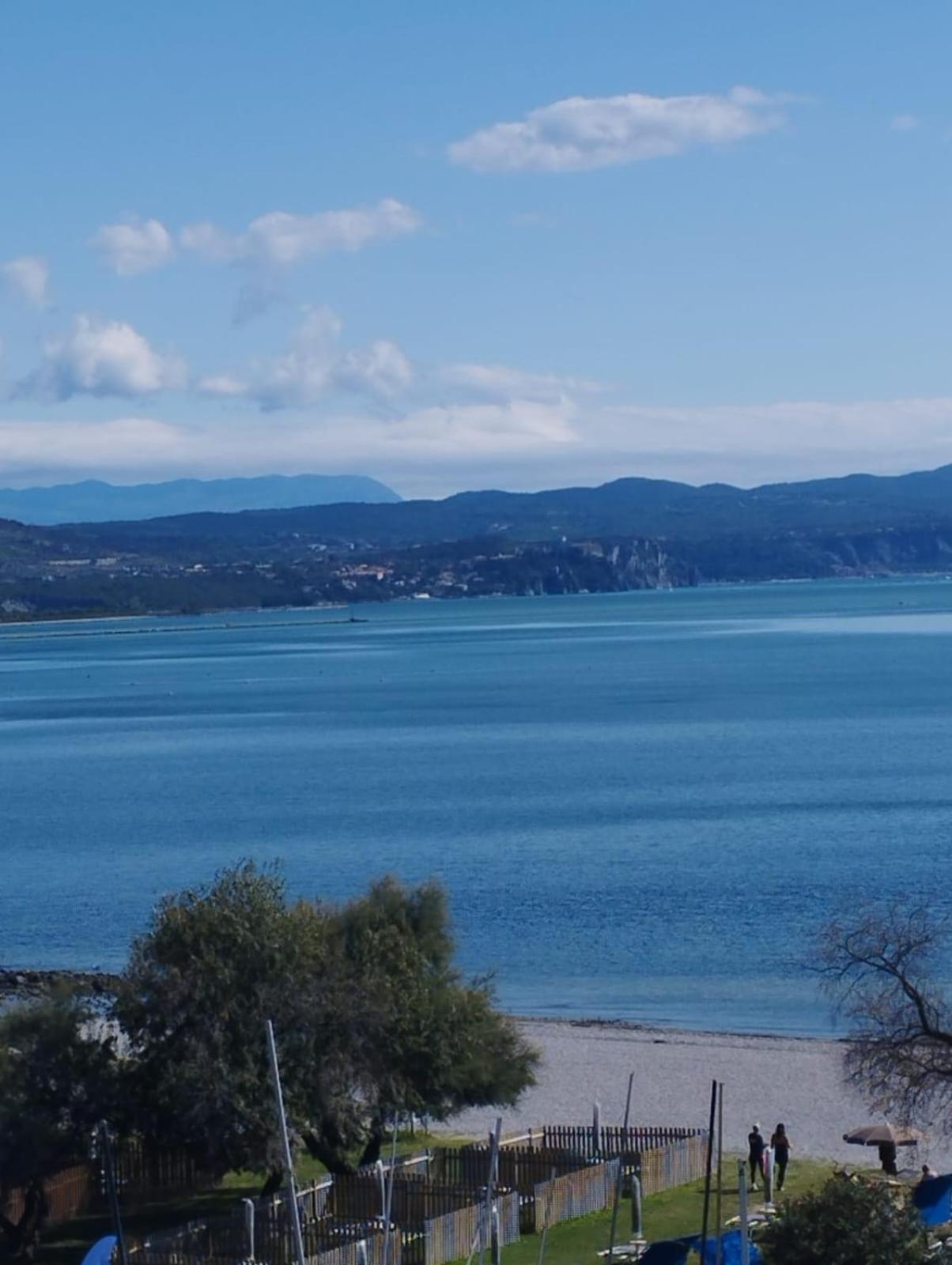 Appartamento Luxury Vista Mare Per 6 Persone A Marina Julia Exterior foto